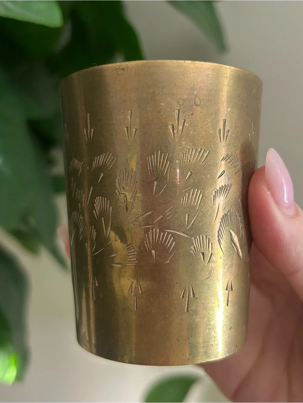 Vintage Brass Tumbler with Etched Floral Motif - Picture 4 of 4